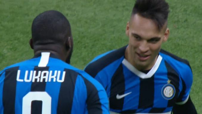 Lukaku and Martinez celebrating Inter goal against Atalanta