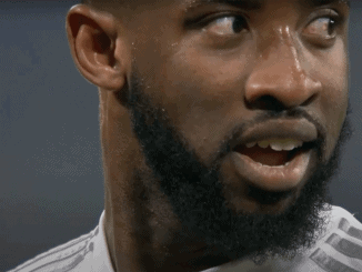 Manchester United to complete the signing of Moussa Dembele