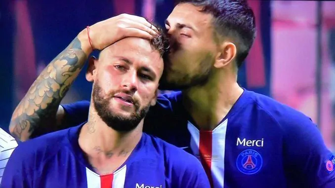 Neymar-Paredes-PSG