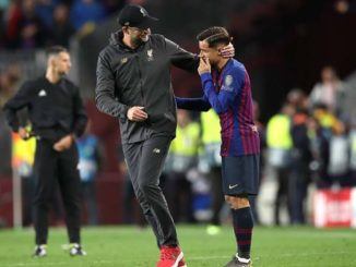 Liverpool manager Jurgen Klopp (left) and Barcelona's Philippe Coutinho at Camp Nou