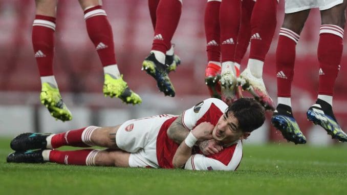 Hector Bellerin of Arsenal against Olympiakos