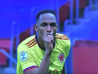 Yerri Mina of Colombia against Uruguay