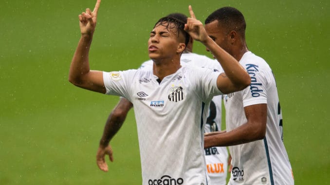 Kaio Jorge of Santos celebrates his goal