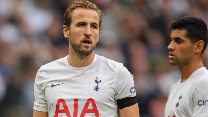 Harry Kane of Tottenham Hotspur against Chelsea-Premier League