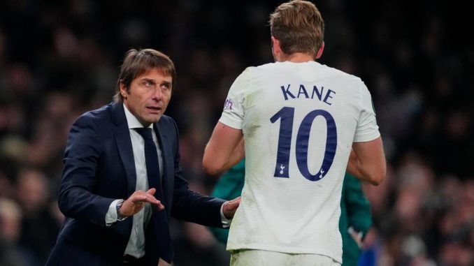 Antonio Conte, Manager of Tottenham Hotspur with Harry Kane